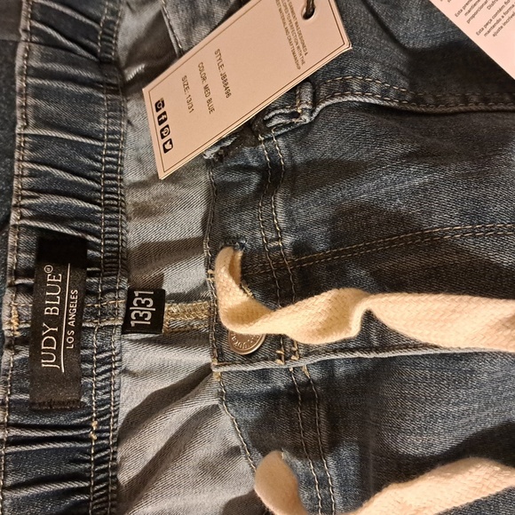 Judy Blue  Medium Wash Pull On Joggers - Picture 15 of 15